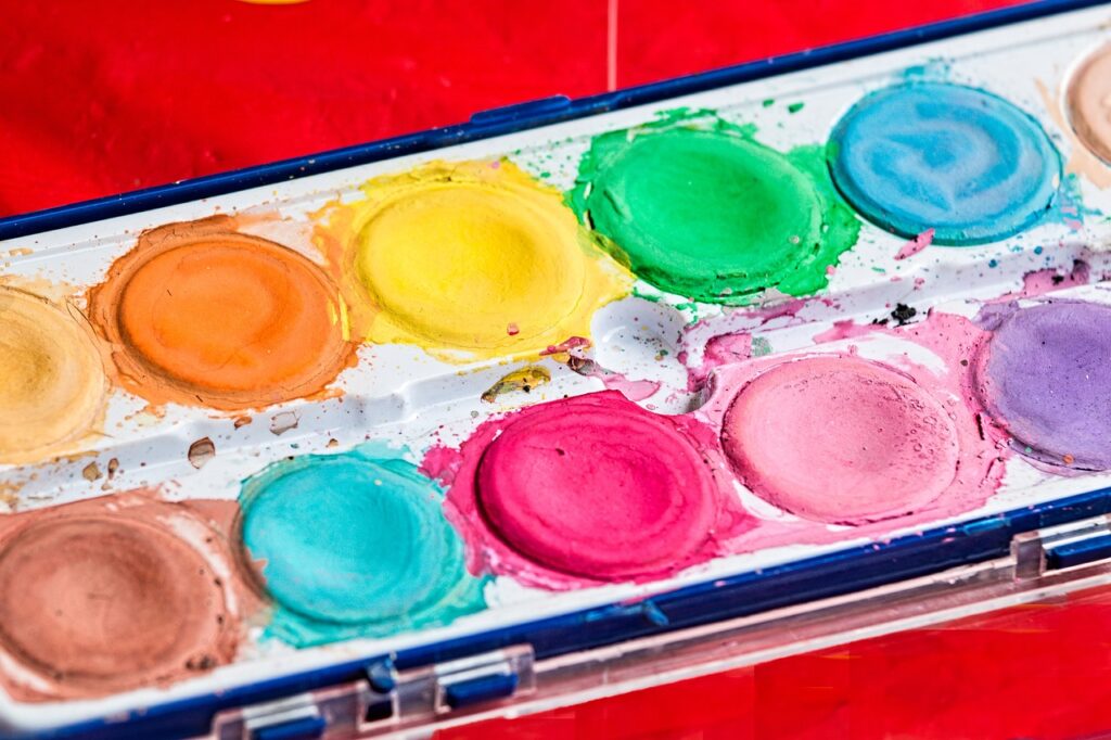 A paint palette.